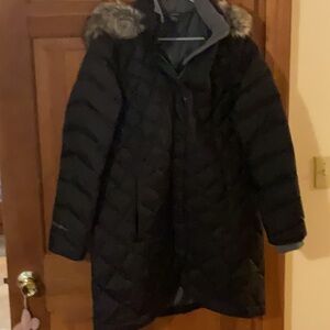 Woman’s Eddie Bauer black down coat size L